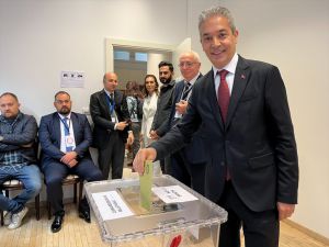 Sırbistan'da Türkiye'deki 14 Mayıs seçimleri için oy kullanma işlemi başladı