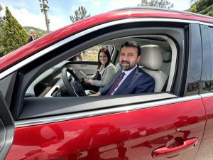 Türkiye'nin yerli otomobili Togg, Karabük'te tanıtıldı