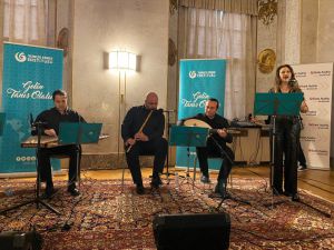 Viyana Yunus Emre Enstitüsünden tarihi salonda Klasik Türk Müziği konseri