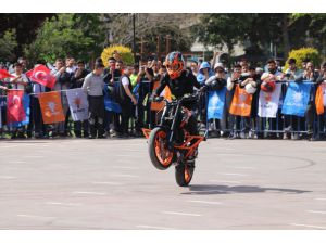 Gaziantep'te motosiklet akrobasi gösterisi düzenlendi