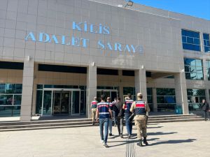 Kilis merkezli DEAŞ operasyonunda 2 zanlı tutuklandı