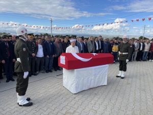 Şehit Piyade Uzman Çavuş Mehmet Sevim'in cenazesi Aksaray'da son yolculuğuna uğurlandı