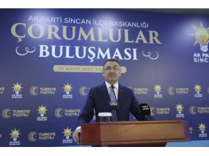 Cumhurbaşkanı Yardımcısı Oktay, Çorum İli ve İlçeleri Derneği temsilcileriyle buluştu: