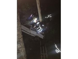 Kastamonu'da köprüden düşen otomobildeki 1'i bebek 4 kişi yaralandı