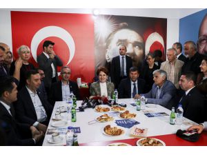 İYİ Parti Genel Başkanı Akşener, Kadıköy'de vatandaşlara hitap etti: