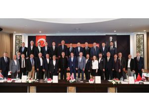 Dışişleri Bakanı Çavuşoğlu, ANSİAD toplantısında konuştu: