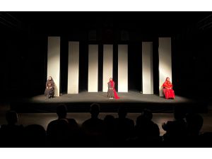 Konya'daki Uluslararası Türkçe Tiyatro Yapan Ülkeler Festivali sürüyor