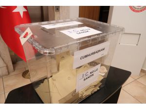 Arnavutluk’ta, Türkiye'deki Cumhurbaşkanı Seçimi'nin 2. tur oylaması tamamlandı