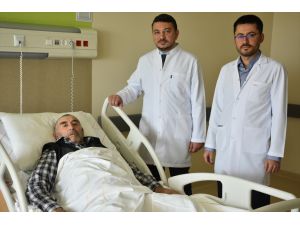 Konya'da 83 yaşındaki hastanın mesanesinden 250'den fazla taş çıkarıldı