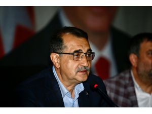 Bakan Fatih Dönmez, Eskişehir'de muhtarlar ve STK temsilcileriyle buluştu: