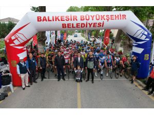 Türkiye Kupası 2. Etap Puanlı Yol Bisiklet Yarışları, Balıkesir'de tamamlandı