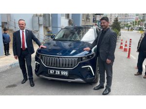 Türkiye'nin yerli otomobili Togg, Zonguldak Belediyesinin yeni makam aracı oldu