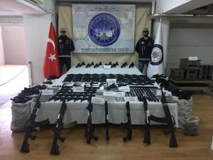 İzmir'de kaçak silah üreten şebekeye operasyon