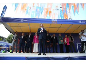 AK Parti Sözcüsü Ömer Çelik Adana'da ziyaretlerde bulundu