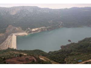 Hazine ve Maliye Bakanı Nebati, Pamukluk Barajı'nda incelemede bulundu: