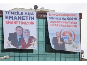 Cumhurbaşkanı Erdoğan'ı 3 dilde karşılıyorlar