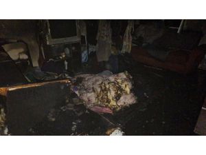 Samsun’da apartman dairesi, yangın sonucu kullanılamaz hale geldi