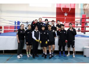 Güney Kore Kadın Boks Milli Takımı, Türk boksörlerin tecrübesinden faydalanıyor
