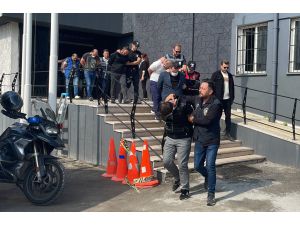 GÜNCELLEME - Bursa merkezli fuhuş operasyonunda gözaltına alınan 16 zanlı tutuklandı