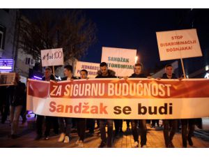 Sırbistan'da hükümet karşıtı protestolar sürüyor