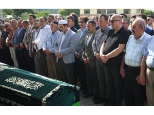 AK Parti Çanakkale Milletvekili Ayhan Gider'in babasının cenazesi toprağa verildi