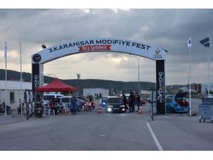 Afyonkarahisar'da "3. Karahisar Modifiyeli Araçlar Festivali" başladı