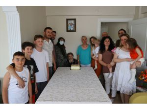 Edirne'de 100. yaşına giren kadına doğum günü kutlaması