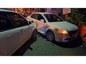 Samsun’da iki otomobilin çarpıştığı kazada 2 kişi yaralandı