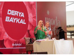 Uşak ModaFest'te Derya Baykal geri dönüşüm söyleşisi gerçekleştirdi