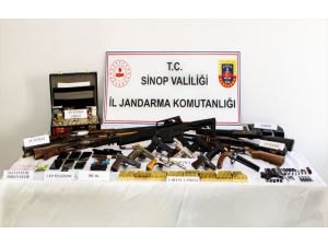 Sinop merkezli silah ve mühimmat kaçakçılığı operasyonunda 17 zanlı yakalandı