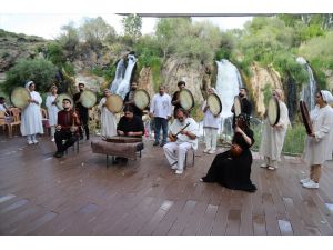 İranlı müzisyenler Van'da konser verdi