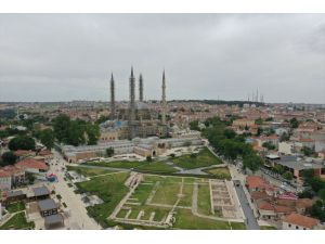 Restorasyondaki Selimiye Camisi'nde ana kubbe çalışmaları bitti