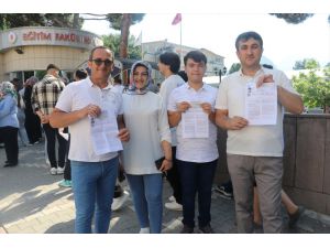 Amasya'da YKS adayı sınava babası ve amcasıyla girdi