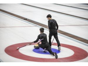 Sevgi Evleri'nin curling takımı, Süper Lig'e yükselerek başarısını taçlandırmak istiyor