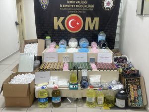 İzmir'de sahte vücut geliştirme ilacı operasyonunda 2 gözaltı