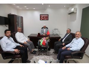 Diyanet İşleri Başkanı Erbaş, Cidde'de Havalimanı Ekip Başkanlığını ziyaret etti