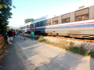 Aydın'da yolcu treninin çarptığı 2 yaşındaki çocuk öldü