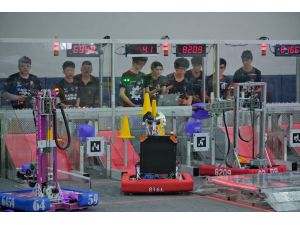 Robocube Off-Season 2023 robot yarışması gerçekleştirildi