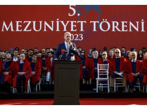 TBMM Başkanı Kurtulmuş, İbn Haldun Üniversitesi Mezuniyet Töreni'nde konuştu: