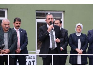 "Hiç kimse terörle Türkiye'ye diz çöktüremeyecek"
