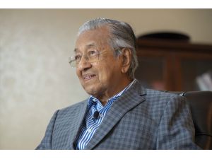 Eski Malezya Başbakanı Muhammed: "Barış ve istikrara inanan her ülke, D-8'e katkıda bulunmalı"