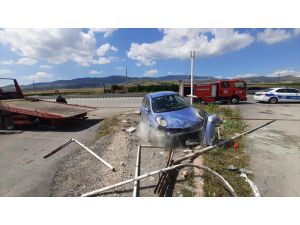 Amasya’da takla atan otomobildeki 4 kişi yaralandı