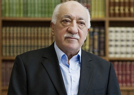 Fethullah Gülen'in dönüşü yine muhteşem oldu