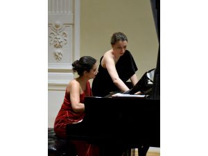 Selin Şekeranber ile Yudum Çetiner Zagreb'de konser verdi