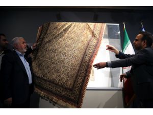 İngiltere’den İran’a iade edilen Sasani dönemine ait tarihi eser Tahran’da sergilendi