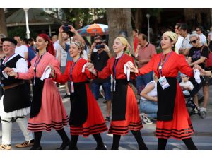 Denizli'de "17. Uluslararası Halk Dansları Festivali" başladı