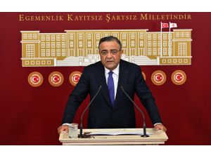 CHP'li Tanrıkulu, gazetecilerin AK Parti'nin hedefinde olduğunu iddia etti