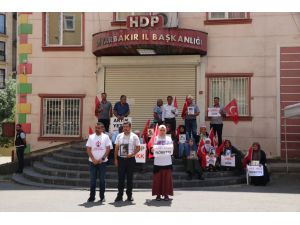 Diyarbakır annelerinin oturma eylemine bir aile daha katıldı