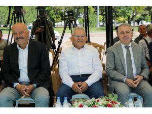 Kayseri Büyükşehir Belediyesinden üreticiye arılı kovan desteği