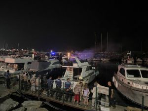 Maltepe'de teknede çıkan yangın söndürüldü